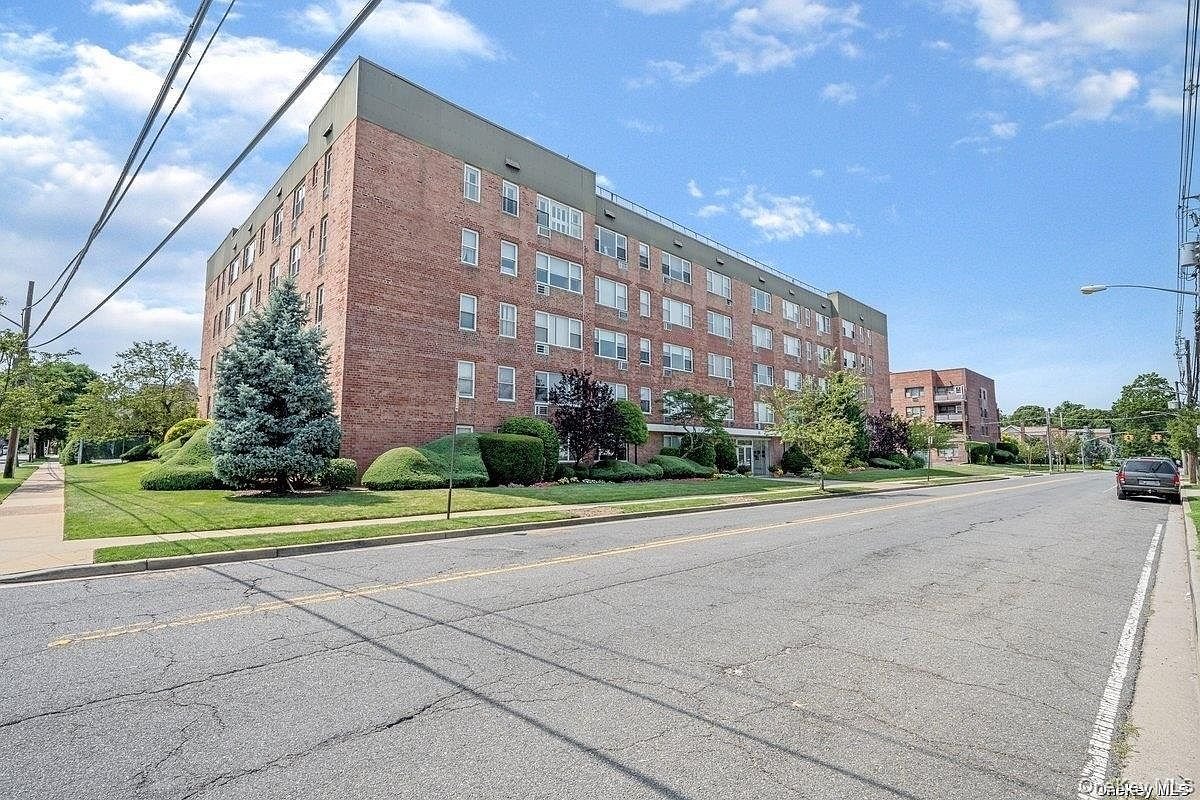 Guy Lombardo Avenue, NY - 280 GUY LOMBARDO Avenue #5L, Freeport, NY 11520 | Zillow